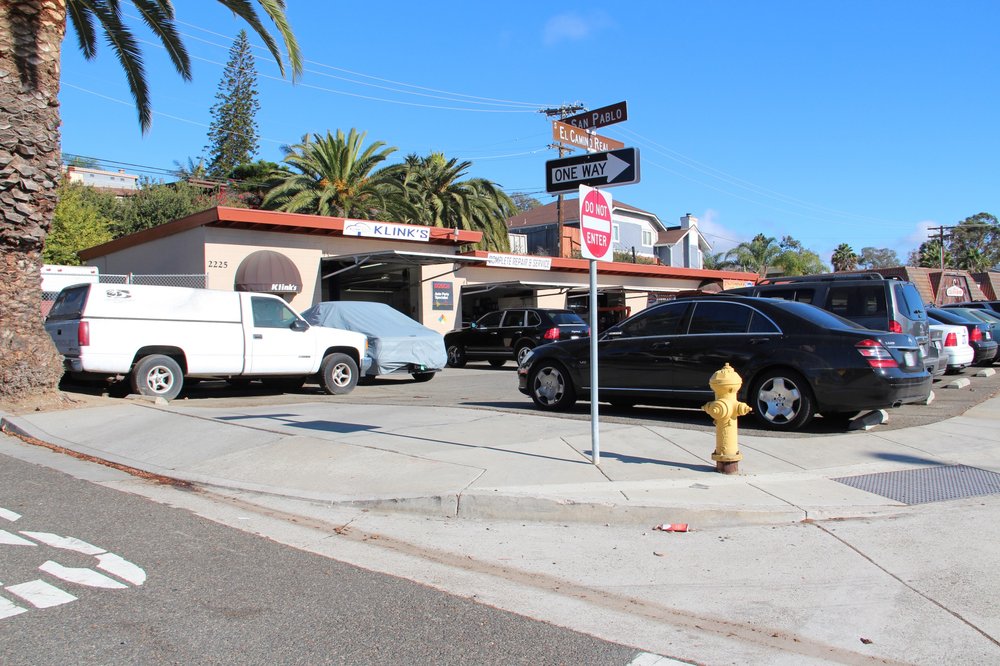 Klink's & Tito's Auto Repair at the corner of El Camino Real and San Pablo